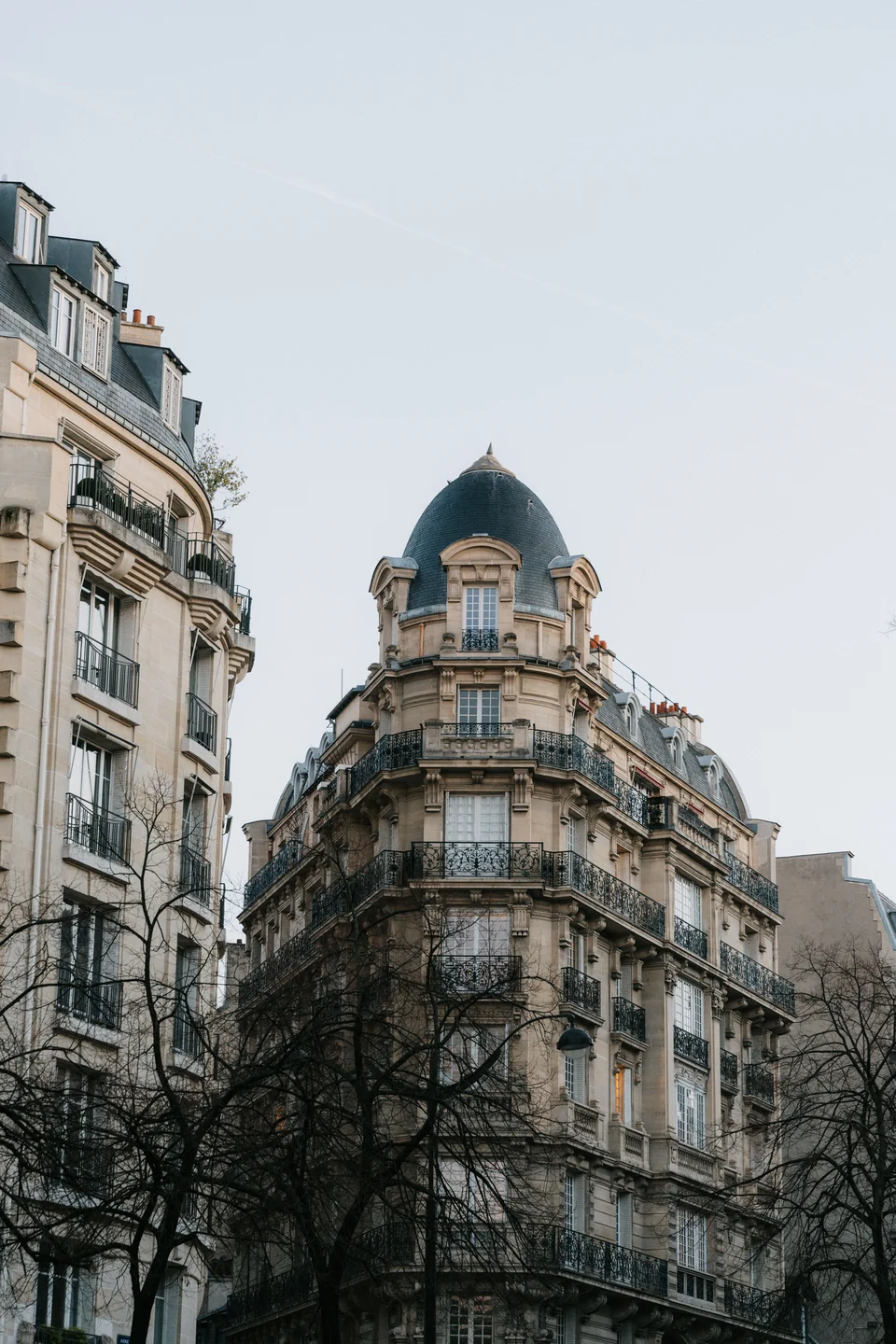 Immeubles haussmanniens à Paris.